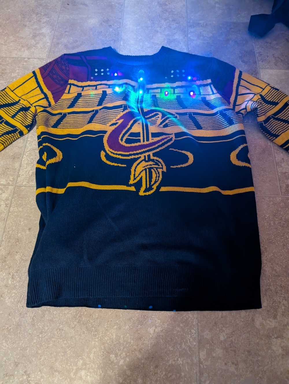 FOCO NBA Men's Cleveland Cavaliers Ugly Light Up Sweater Bluetooth Speaker